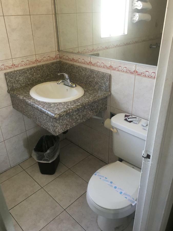 Heritage Inn Pomona Εξωτερικό φωτογραφία