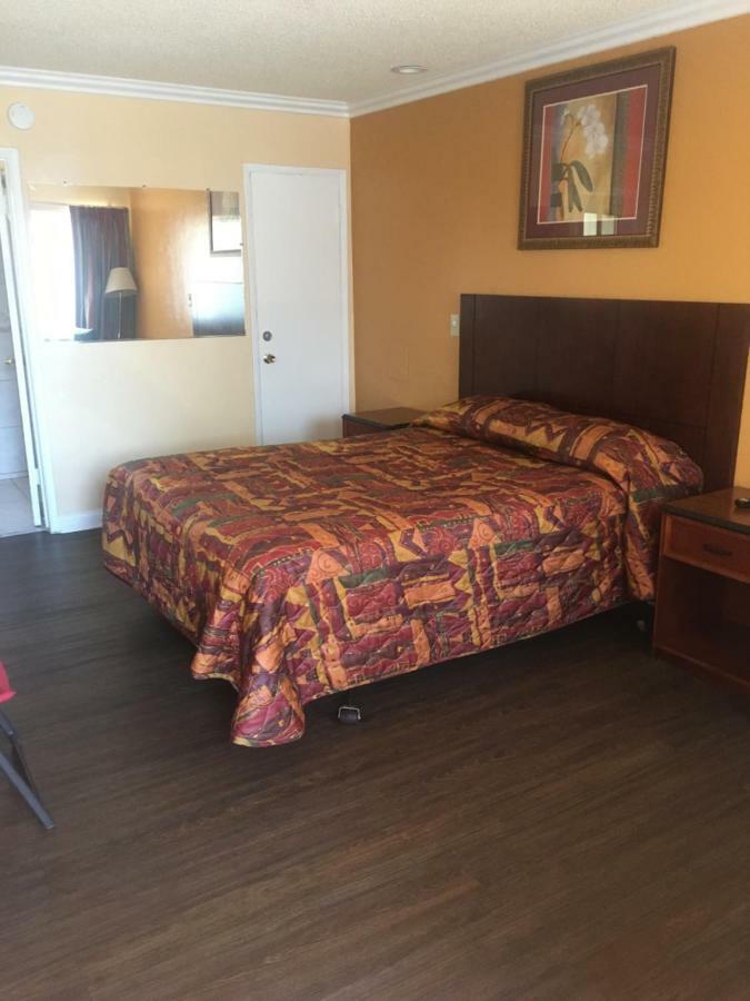 Heritage Inn Pomona Εξωτερικό φωτογραφία